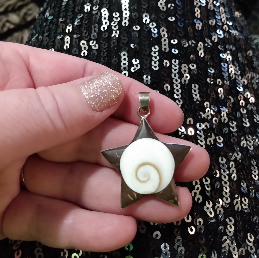 Sterling silver Shiva shell star pendant